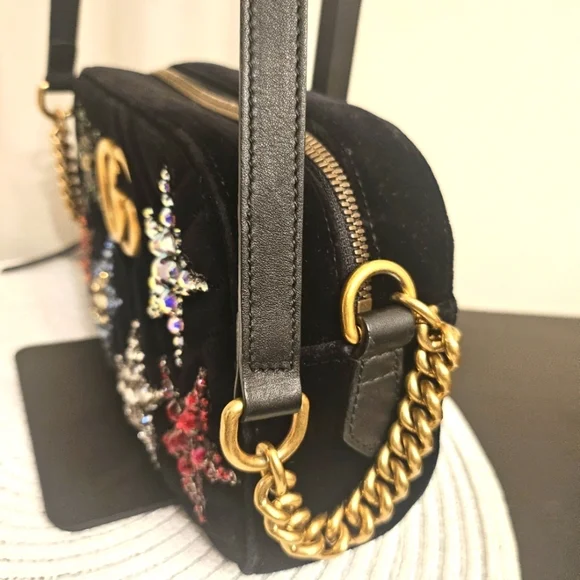 Gucci GG Marmont Velvet Camera Bag Star Crystal Embellished Black - Picture 3 of 16